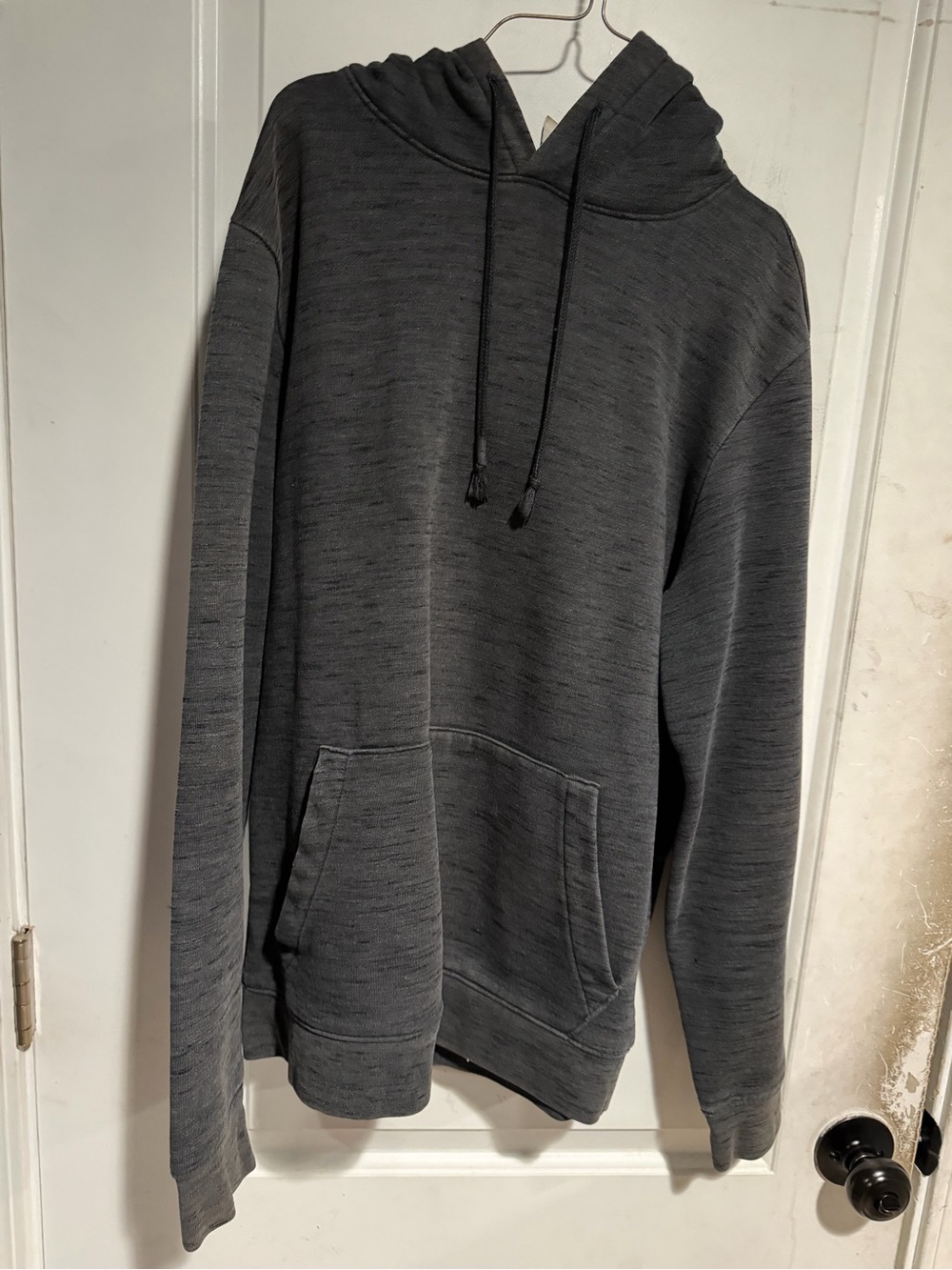 Men's Dark Gray Pullover Hoodie - Classic Cozy Sweatshirt